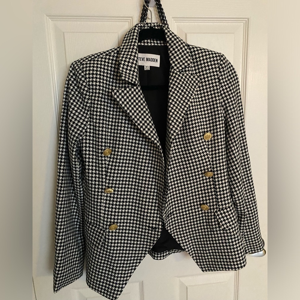 Steve Madden houndstooth blazer